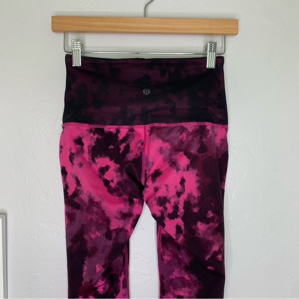 Lululemon Sweaty Endeavor Blooming Pixie Raspberry Mesh Leggings Size 6 - Picture 7 of 12
